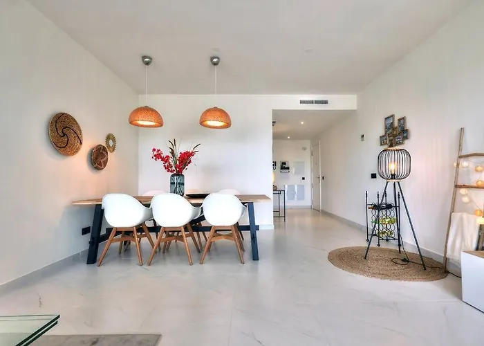 Brand New Gorgeous 2 Bed At Hills! Apartman Estepona