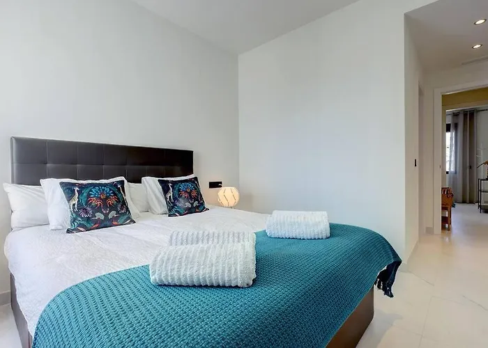 Brand New Gorgeous 2 Bed At Hills! Apartman Estepona