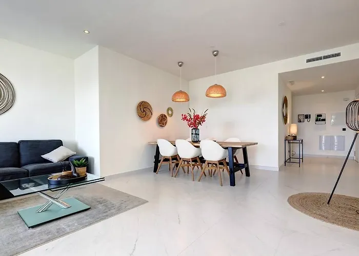 Brand New Gorgeous 2 Bed At Hills! Apartman *