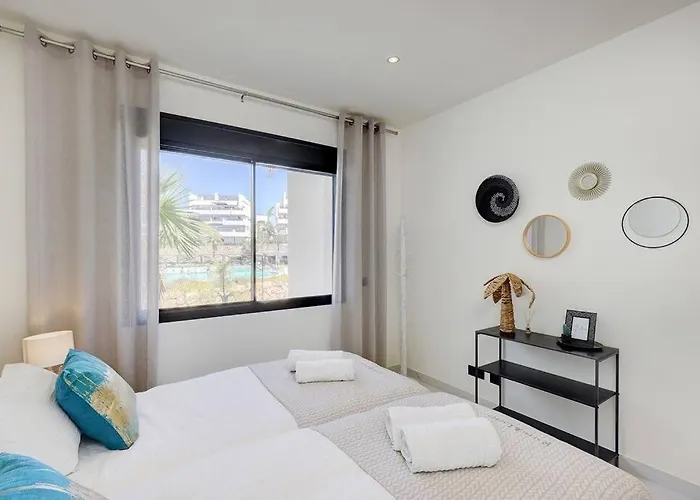 Brand New Gorgeous 2 Bed At Hills! * Estepona