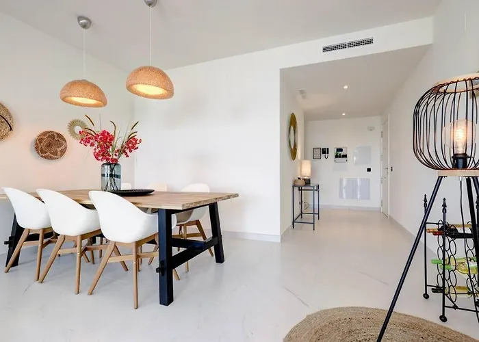 Brand New Gorgeous 2 Bed At Hills! Apartman Estepona