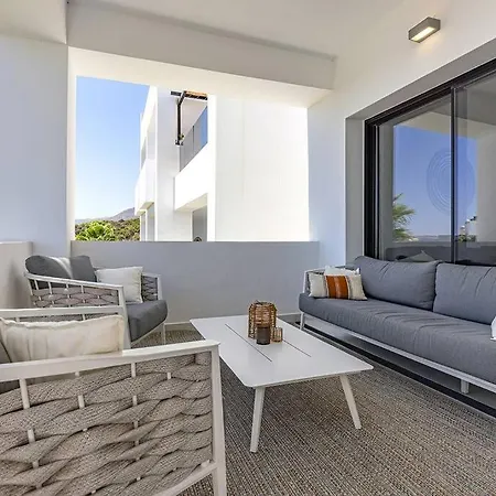 Brand New Gorgeous 2 Bed At Hills! * Эстепона