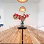 Brand New Gorgeous 2 Bed At Hills! Apartmán *